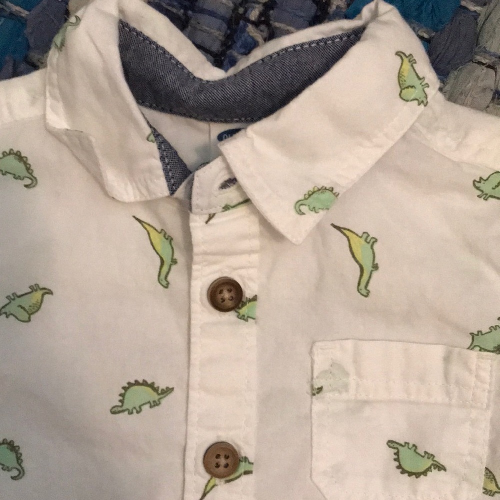 Button down - Picture 2 of 2